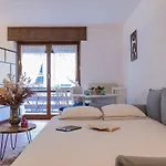 Ihost Flat - Valmalenco Centro Apartamento *