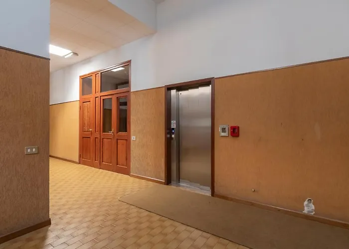 Ihost Flat - Valmalenco Centro דירה